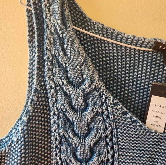 Nwt Knit cotton sleeveless sweater - Picture 3 of 12